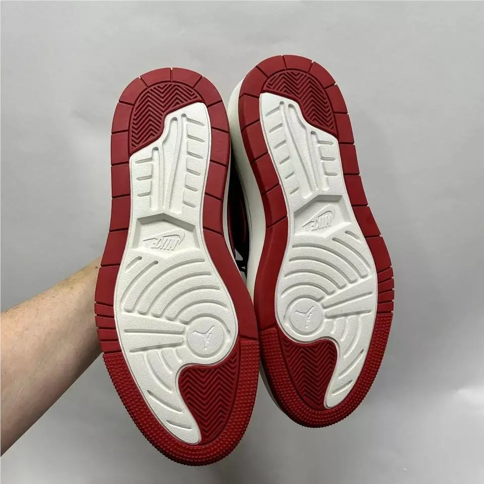 Nike shoes - Air Jordan 1 - Air - Red 4