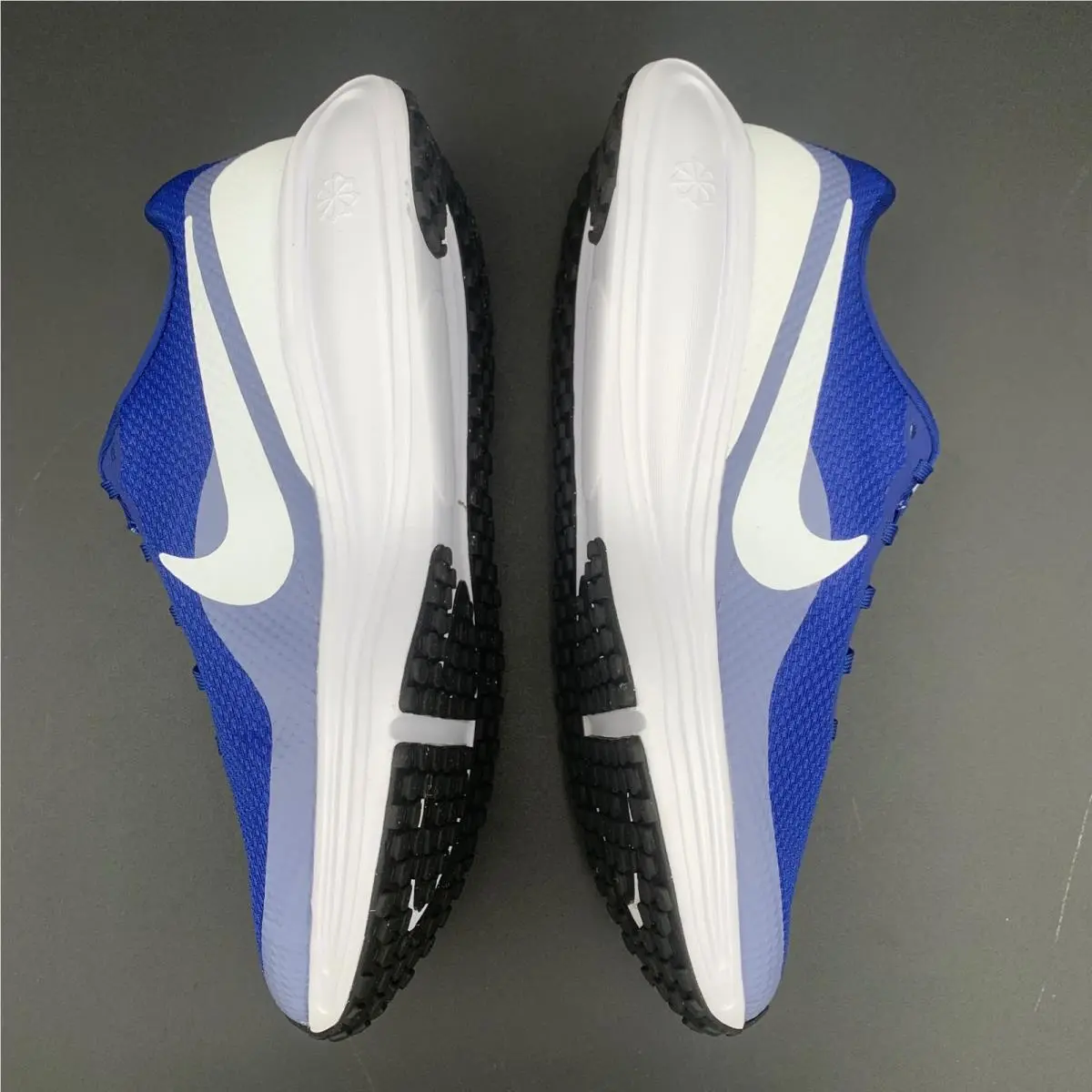 Nike shoes - Nike Revolution 8 - Revolution - Blue 2