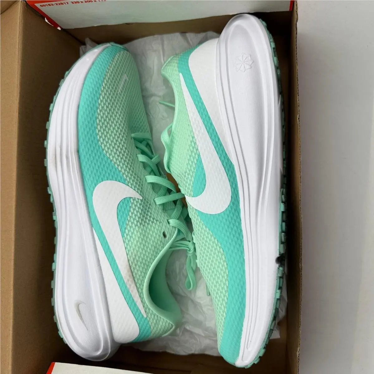 Nike shoes - Nike Revolution 8 - Revolution - Green 4