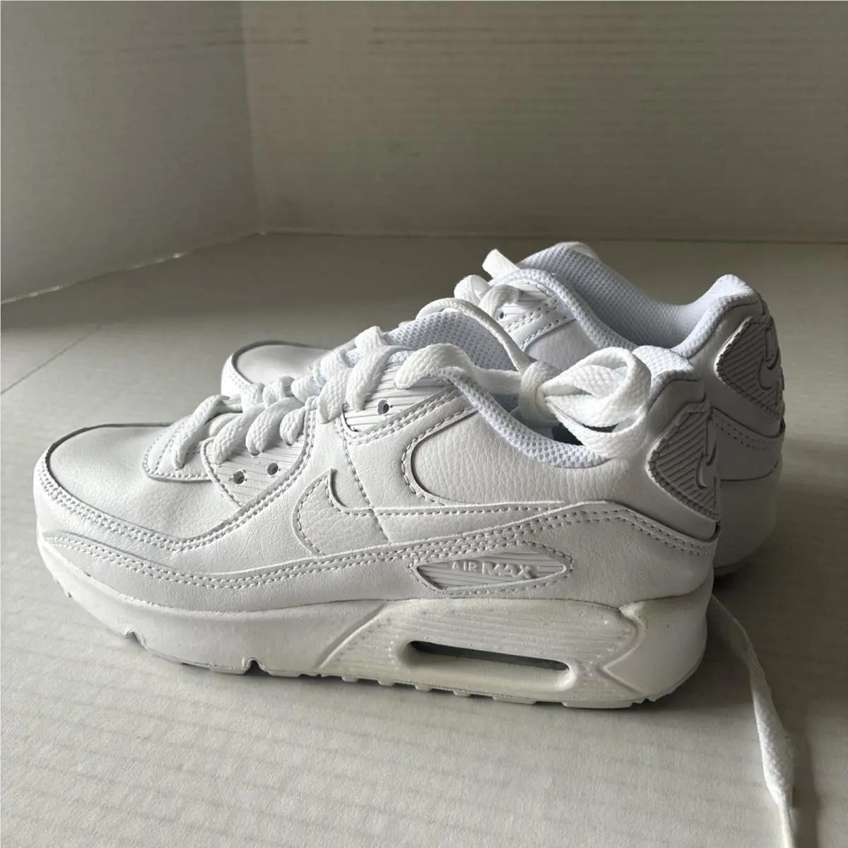 Nike shoes - Nike Air Max 90 GS - White 1