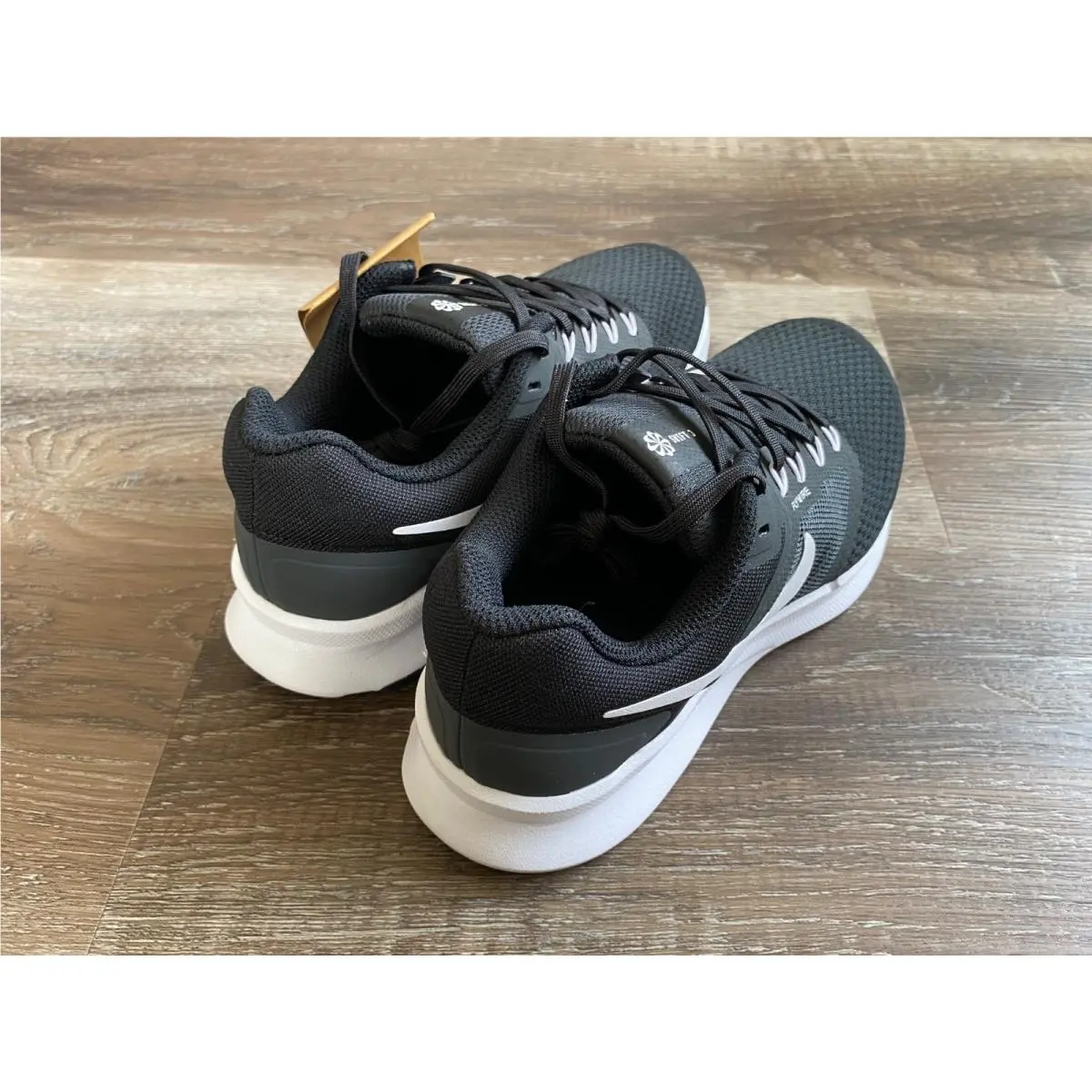 Nike shoes - RUNSWIFT3 - Run Swift - Black (UPC: 196153297302) 8