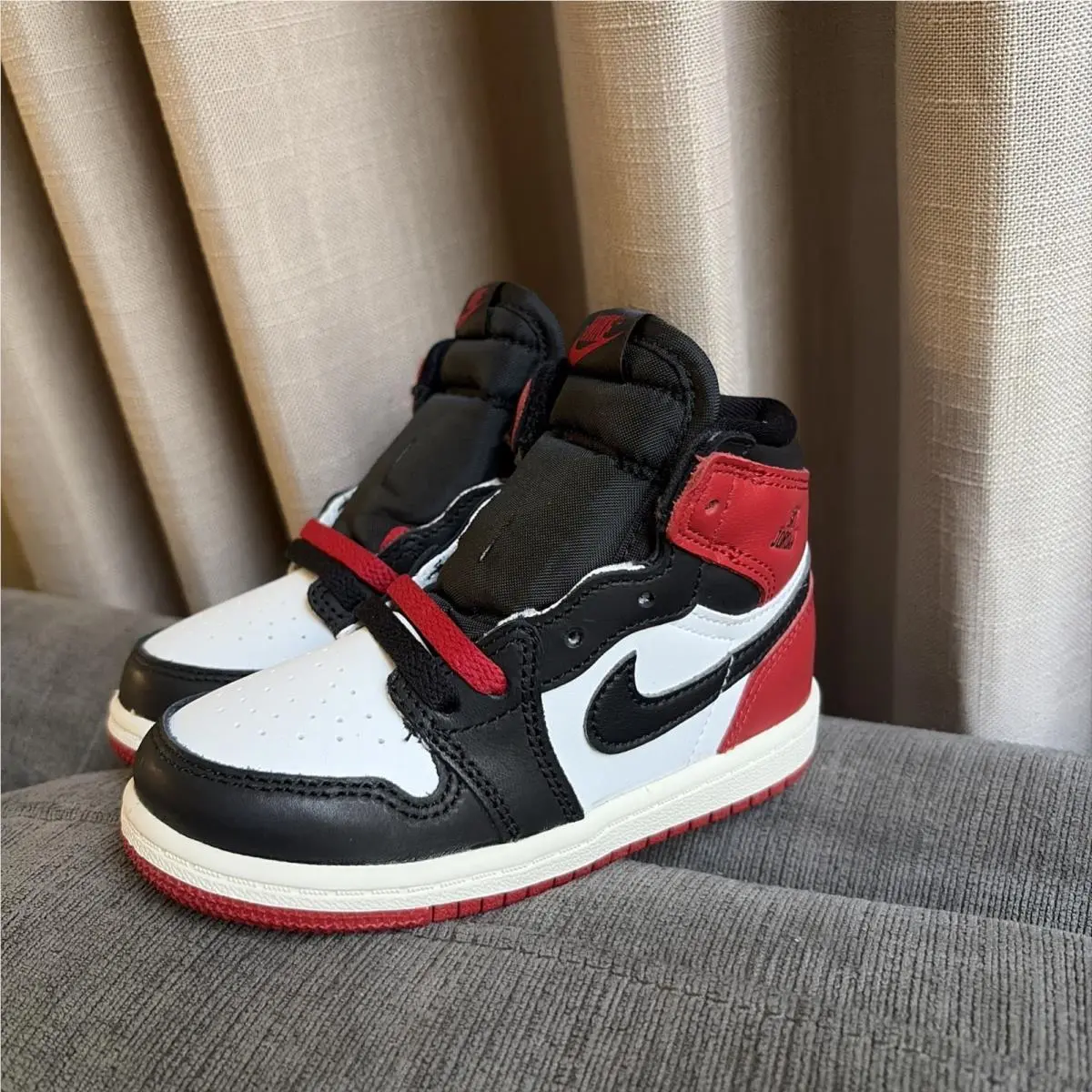 Nike shoes - Air Jordan 1 - Air - FD1413 106 - Red (UPC: 0197859688890) 3