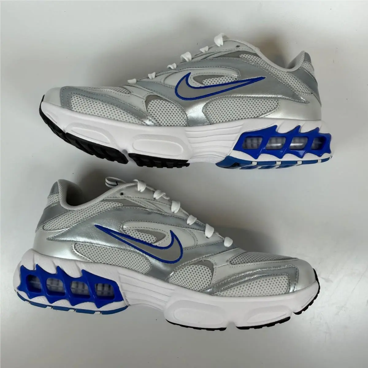 Nike shoes - DX3217-043 - DX3217-043 - Silver 1