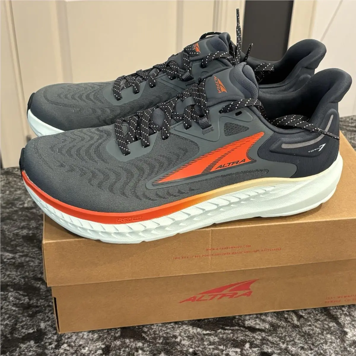 Altra Torin 7 Road Running Shoes For Men Dark Gray Size 10.5