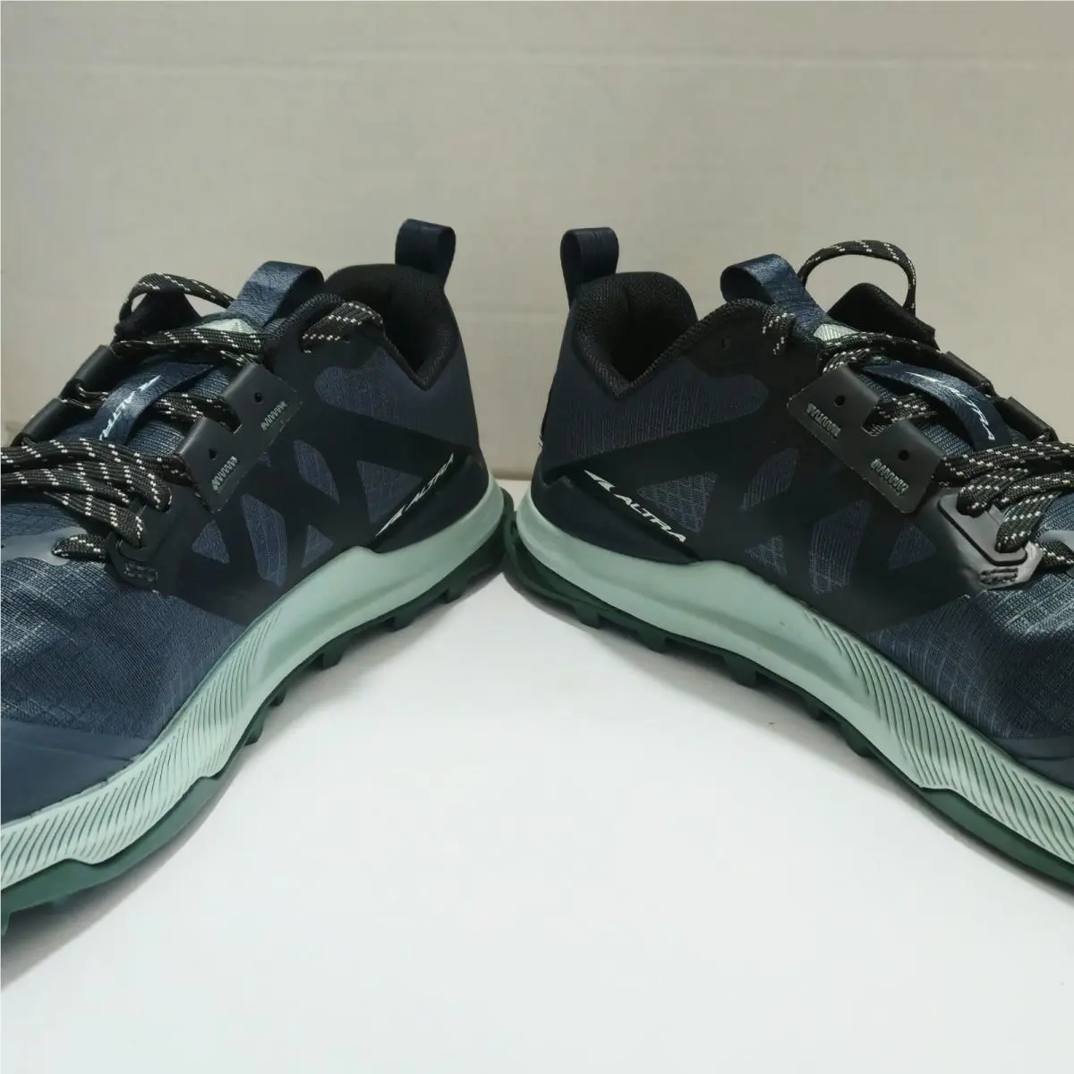 Altra shoes - Altra Lone Peak 8 - Lone Peak - Black 1