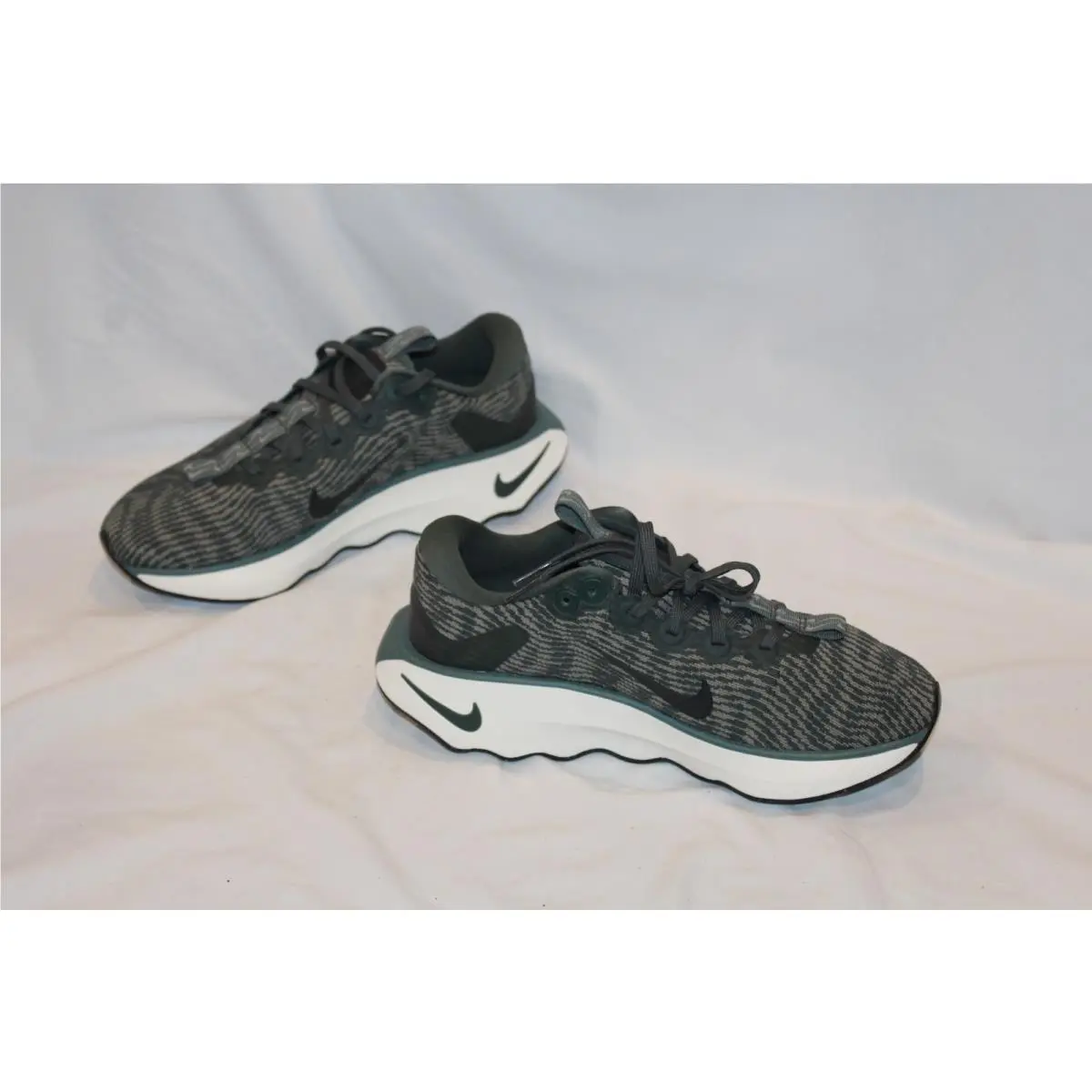 Nike shoes - Nike Motiva - Motiva - Green 4