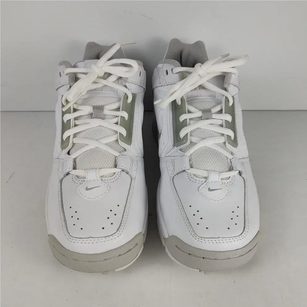 Nike shoes - White 4