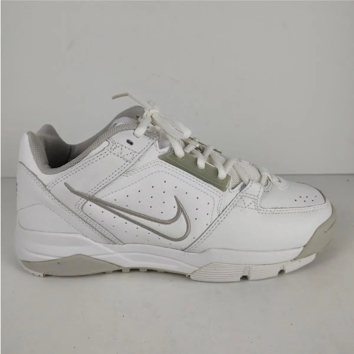 Vtg Y2K Nike Commander GS Retro Athletic Trainers Youth 7 / Womens 8.5