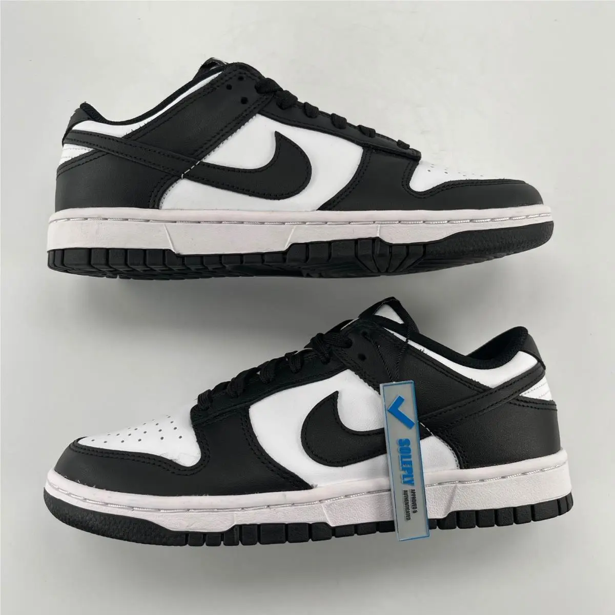 Nike shoes - Nike Dunk Low Retro - Dunk Low Retro - Black 0