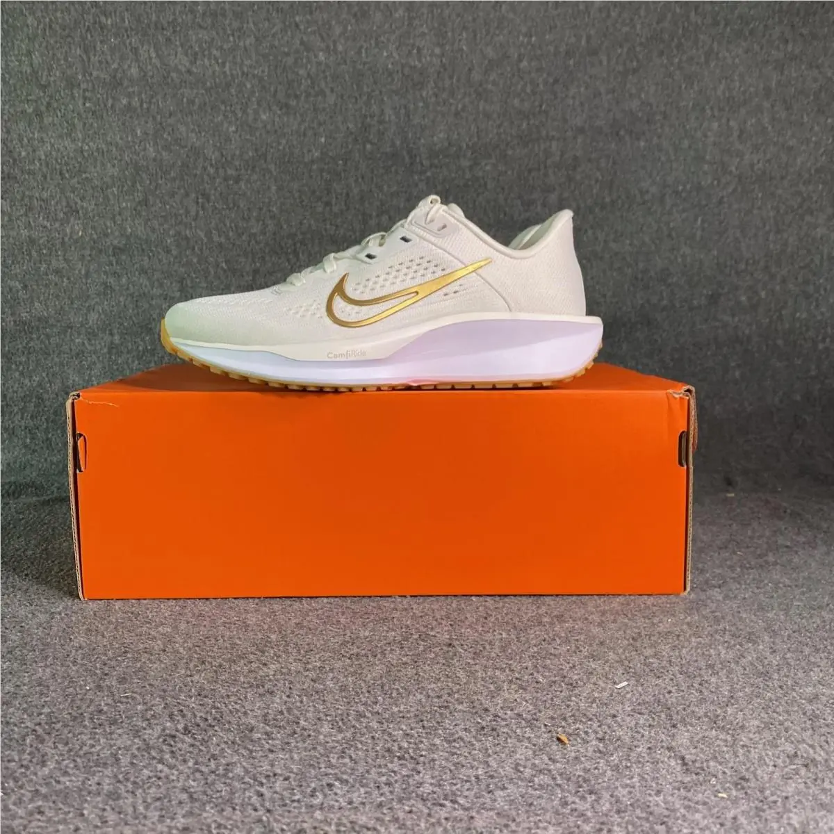 Nike shoes - Nike Quest 6 - Quest - White 1
