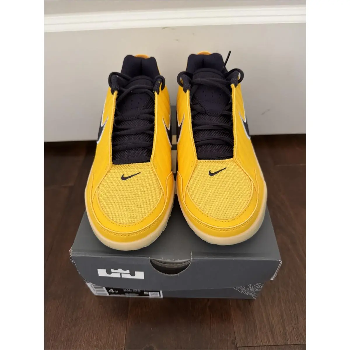 Nike shoes - Nike LeBron Witness - LeBron Witness - Yellow (UPC: 0198483563997) 0