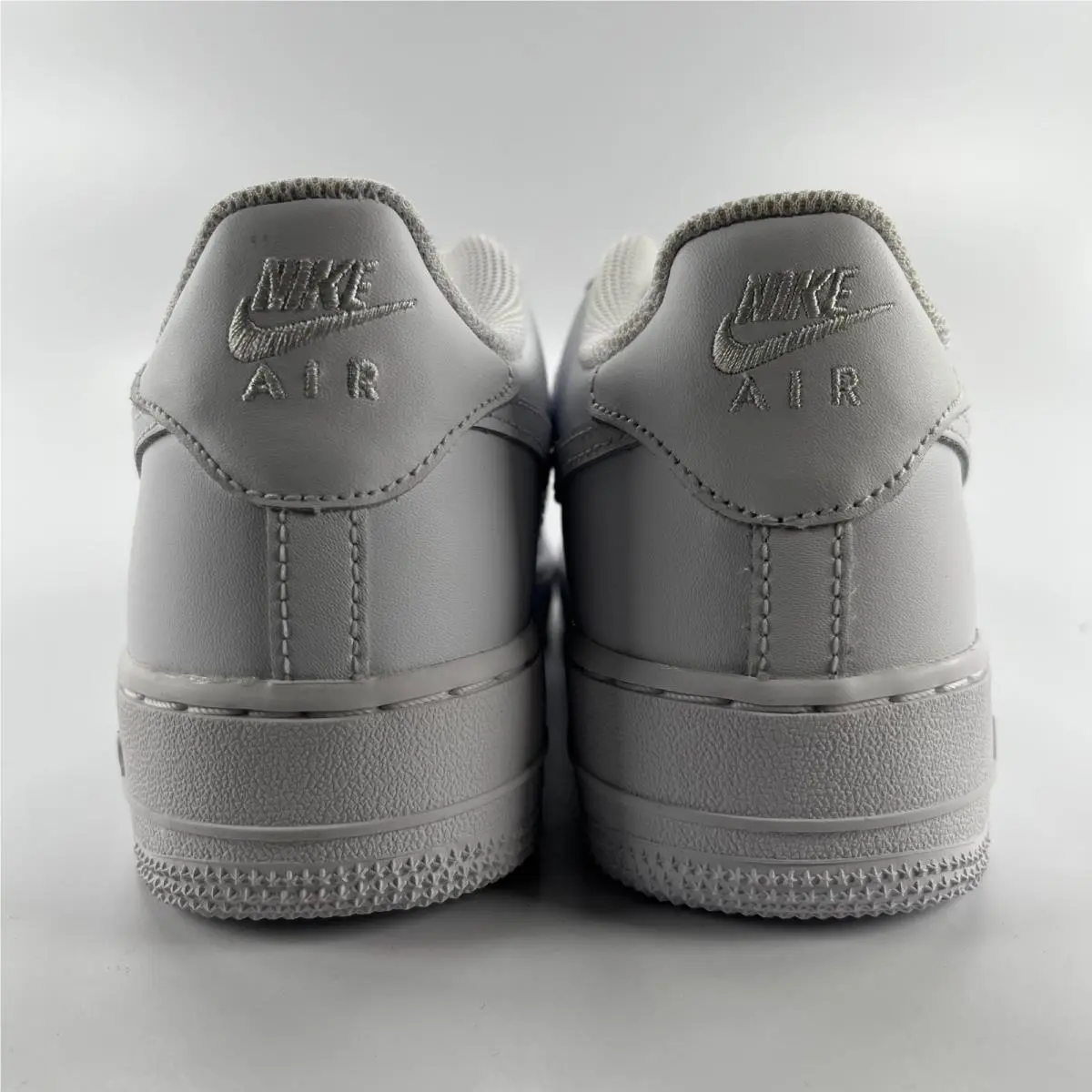 Nike shoes - Nike Air Force 1 Low LE - White 3