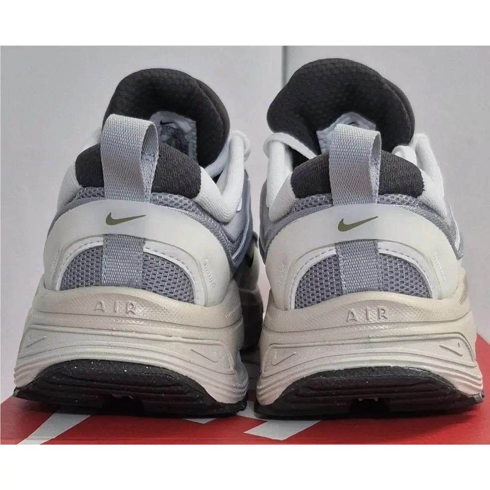 Nike shoes - Nike Air Max Bliss - Air Max Bliss - White 1