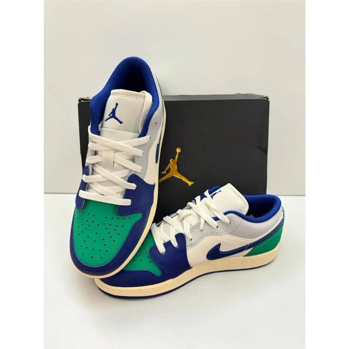 Nike shoes - Air Jordan 1 - Air - Blue 0