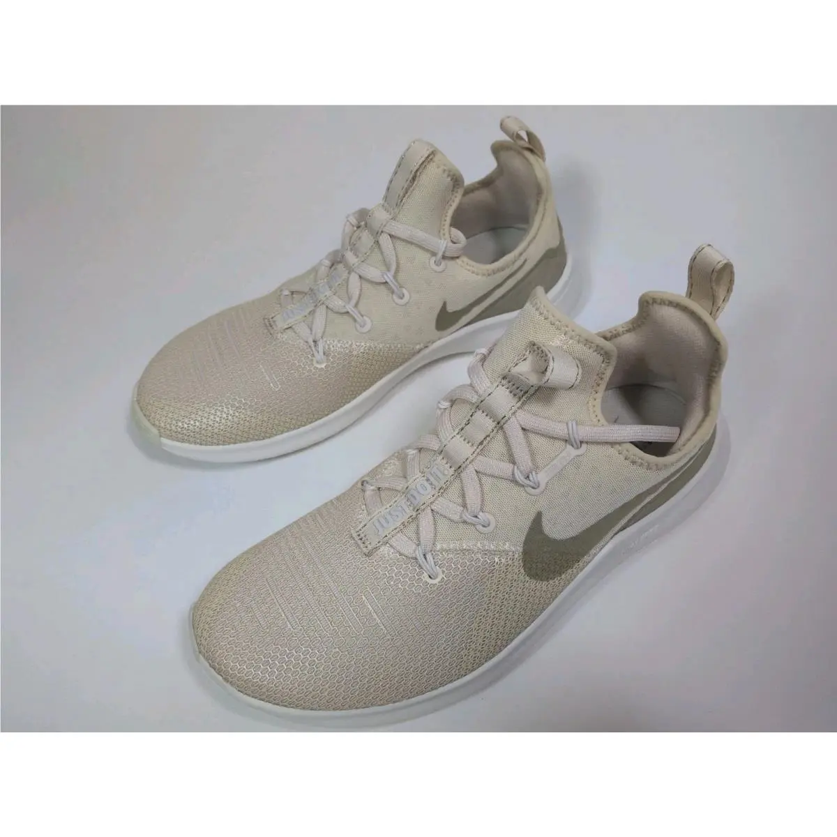 Nike shoes - Nike Light - Light - Beige 1