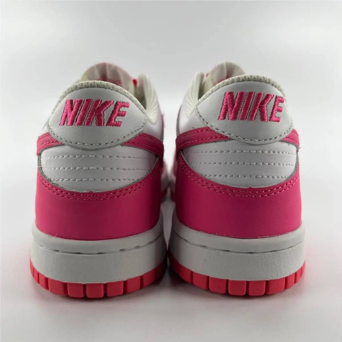 Nike shoes - Nike Dunk Low GS Active Fuchsia - Pink 3