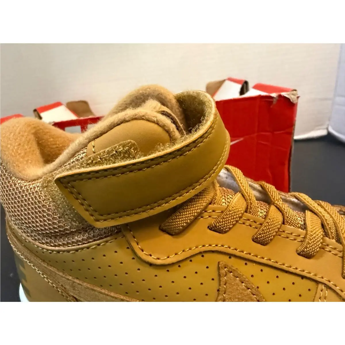 Nike shoes - Nike Court Borough - Court Borough - 870026 701 - Brown 1