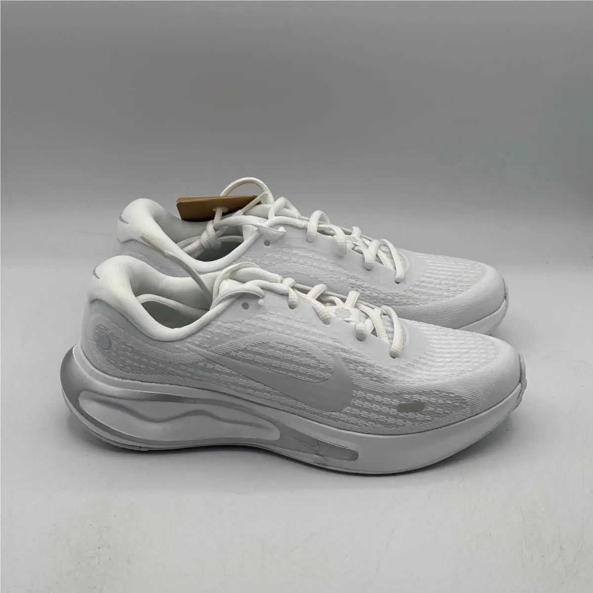 Nike Journey Run Women 7.5 White Pure Platinum Mesh Running Shoes FJ7765-102