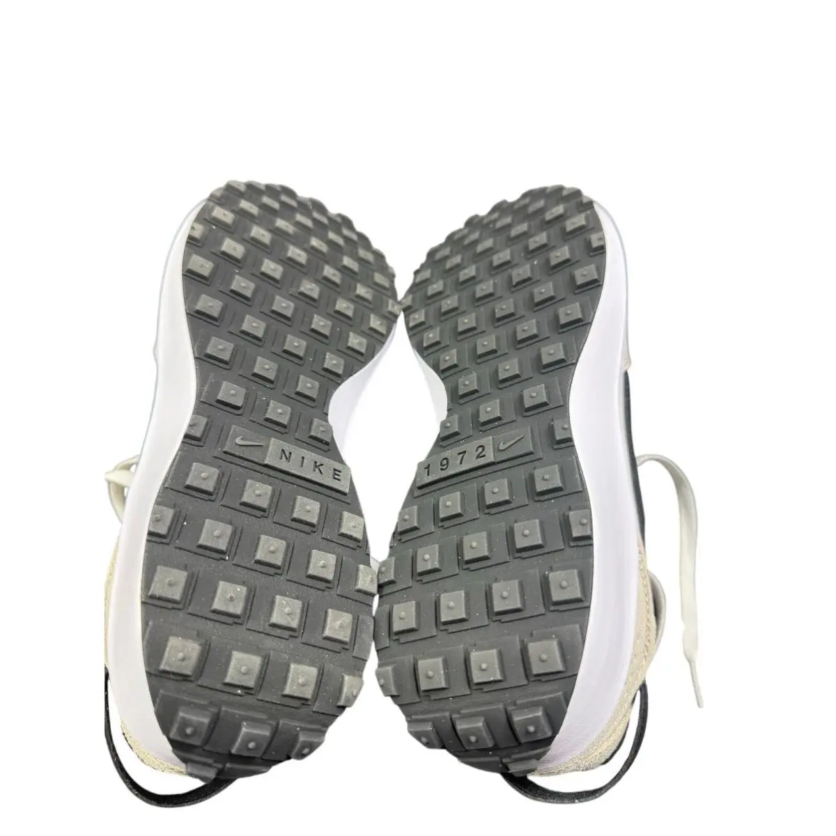 Nike shoes - Beige 3