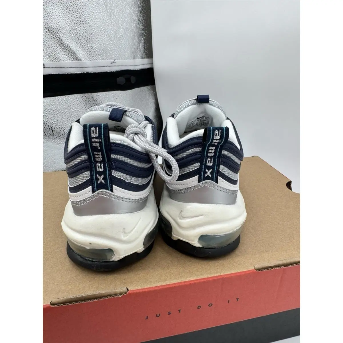 Nike shoes - Silver 7