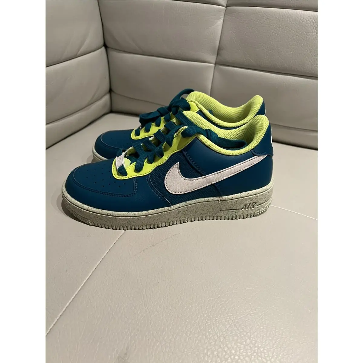 Nike Air Force 1 Crater nn Green Youth Size 5.5y