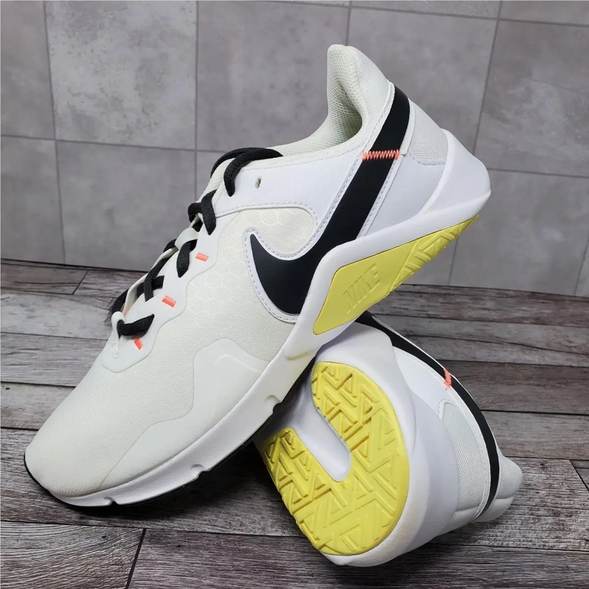 Nike Legend Essential 2 Black White Yellow CQ9545-107 Women`s Size 9