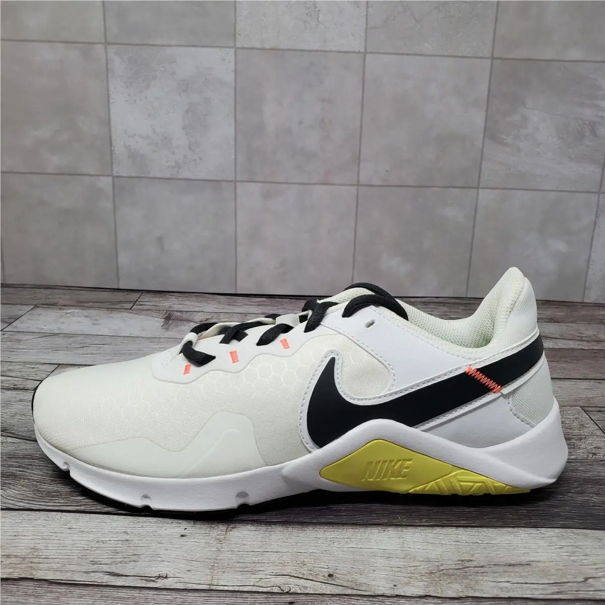 Nike shoes - Nike Legend Essential 2 - Legend Essential - CQ9545-107 - White 3