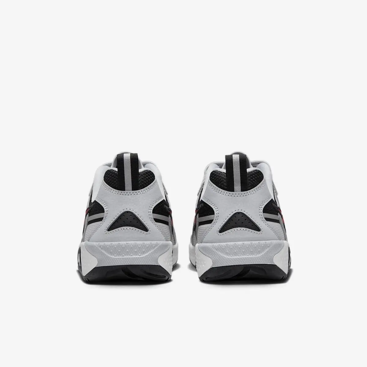 Nike shoes - Metallic Silver/Black/Photon Dust/University Red (UPC: 197597250946) 4