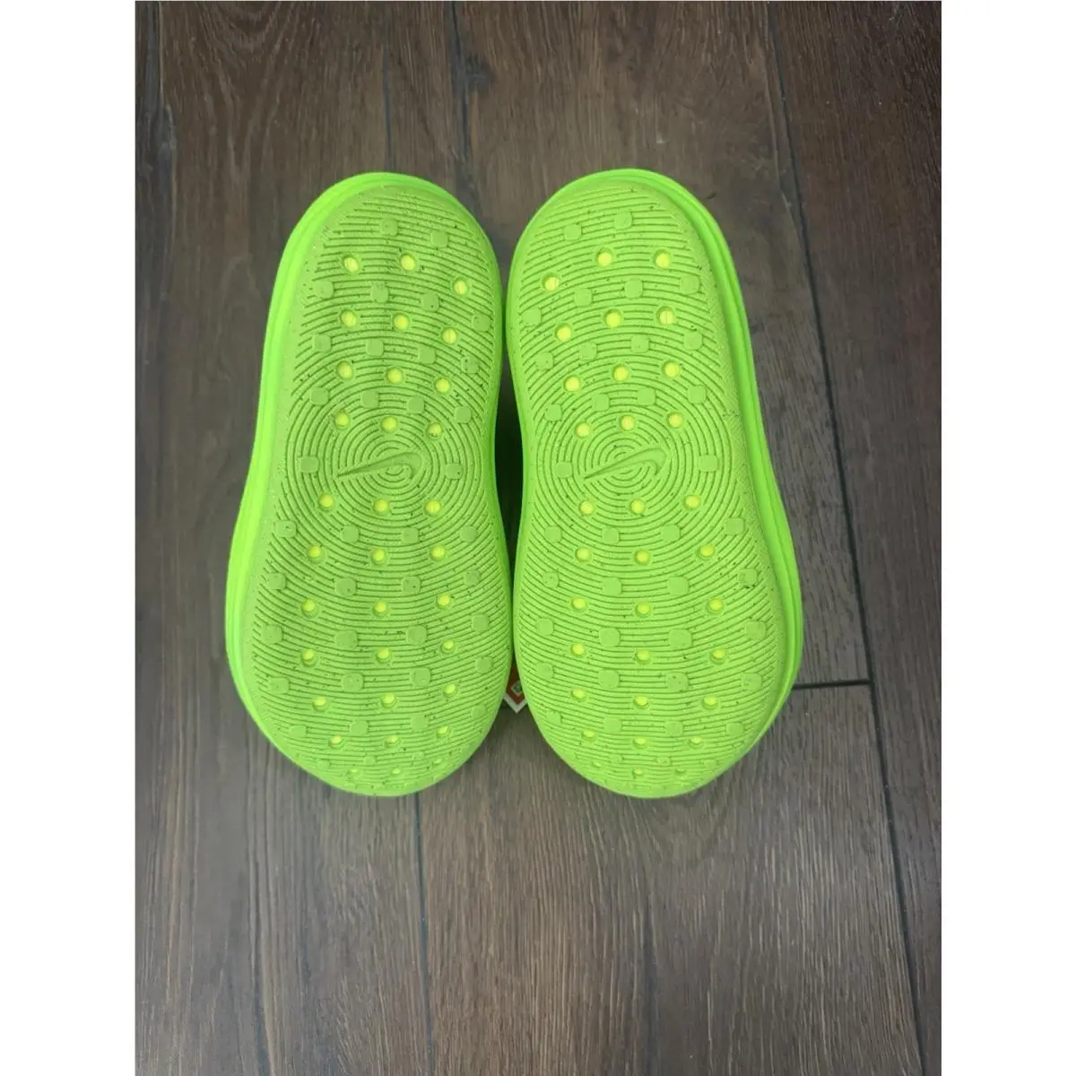 Nike shoes - Nike Reactx Rejuven8 - Reactx - Green Strike/Black-Volt (UPC: 197864022399) 2