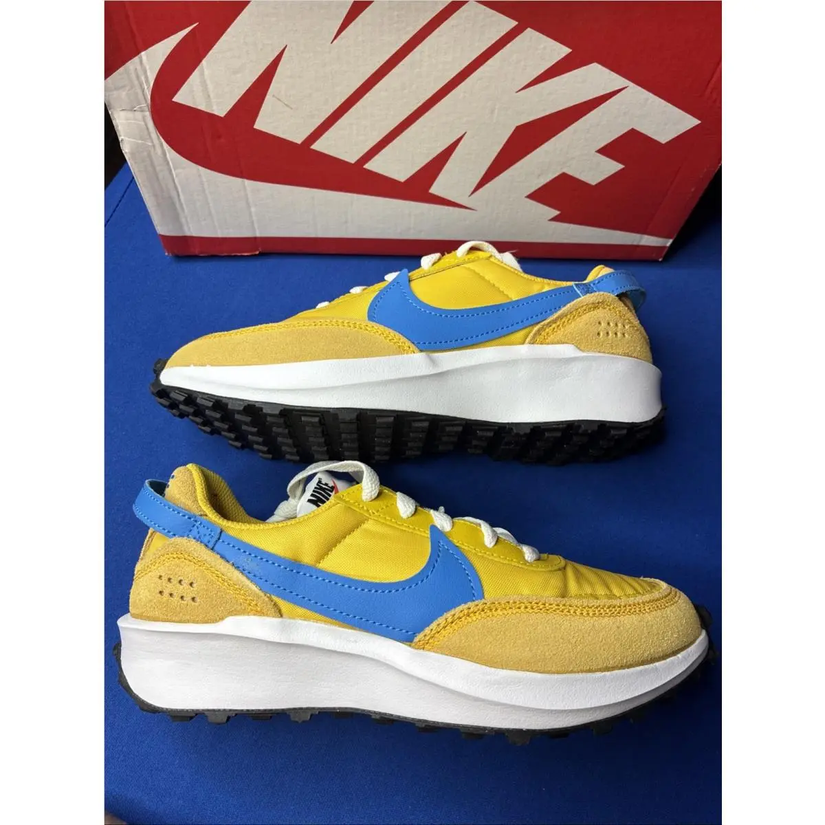Women`s Nike Waffle Debut Vivid Sulphur/ Lt Photo Blue- Mens 4.5 Women`s 6