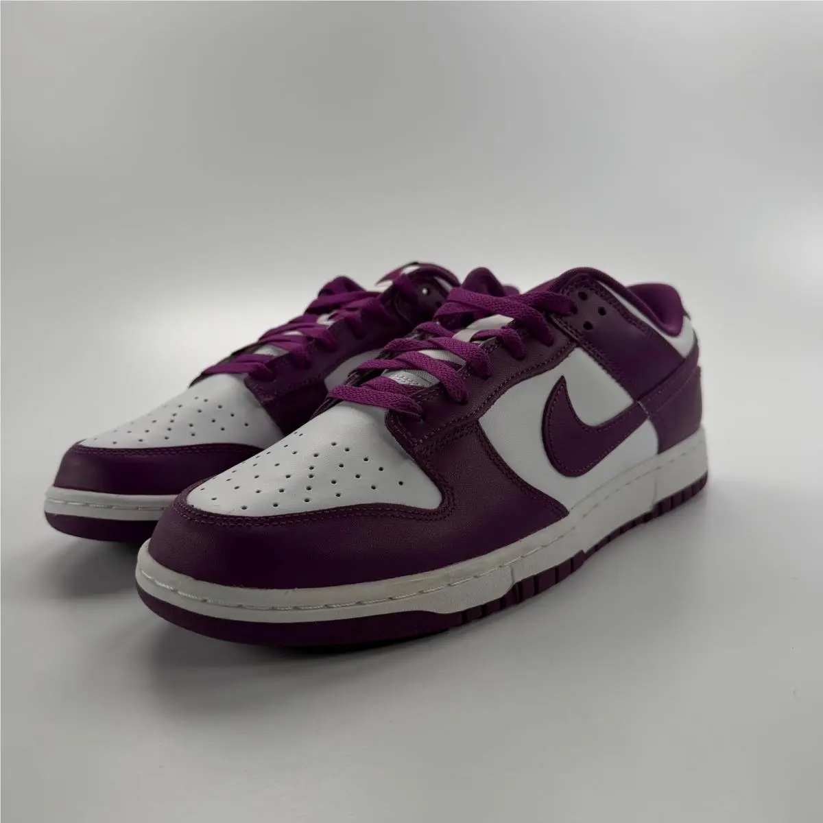 Nike Dunk Low White Viotech Purple Sneakers DV0833-107 Mens Size 11