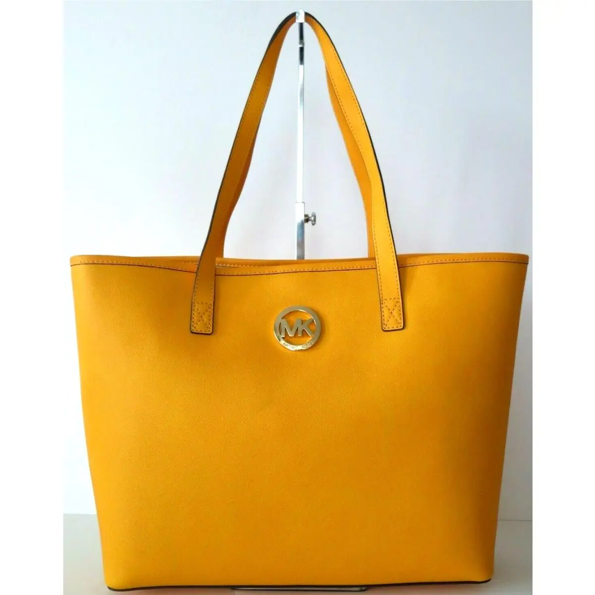 Michael Kors Jet Set Item Travel MD TZ Multi Function Leather Tote Bag V. Yellow