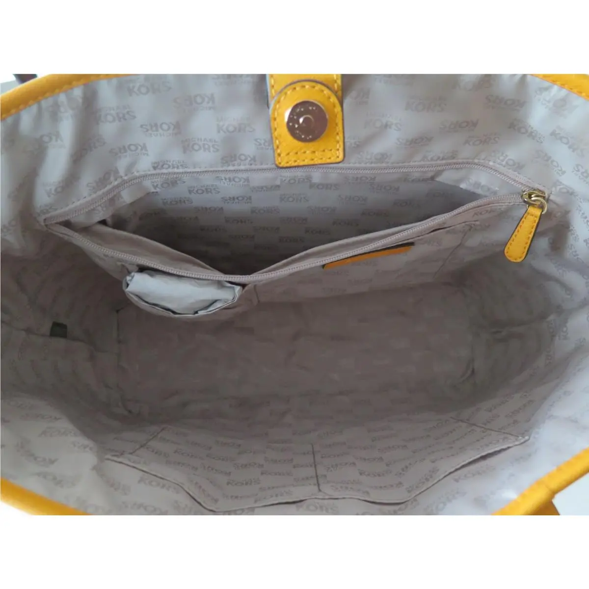Michael Kors  bag  - Michael Kors Jet Set Travel - 35S3GTVT2T - Vintage Yellow Magnetic Snap Closure, Lining: Beige, Exterior: Vintage Yellow