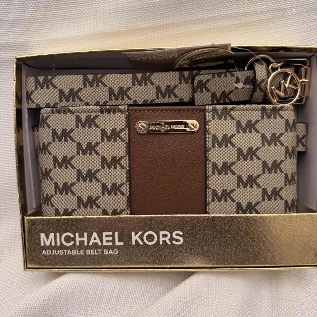 Michael Kors  bag  - Exterior: Ivory, Lining: Beige
