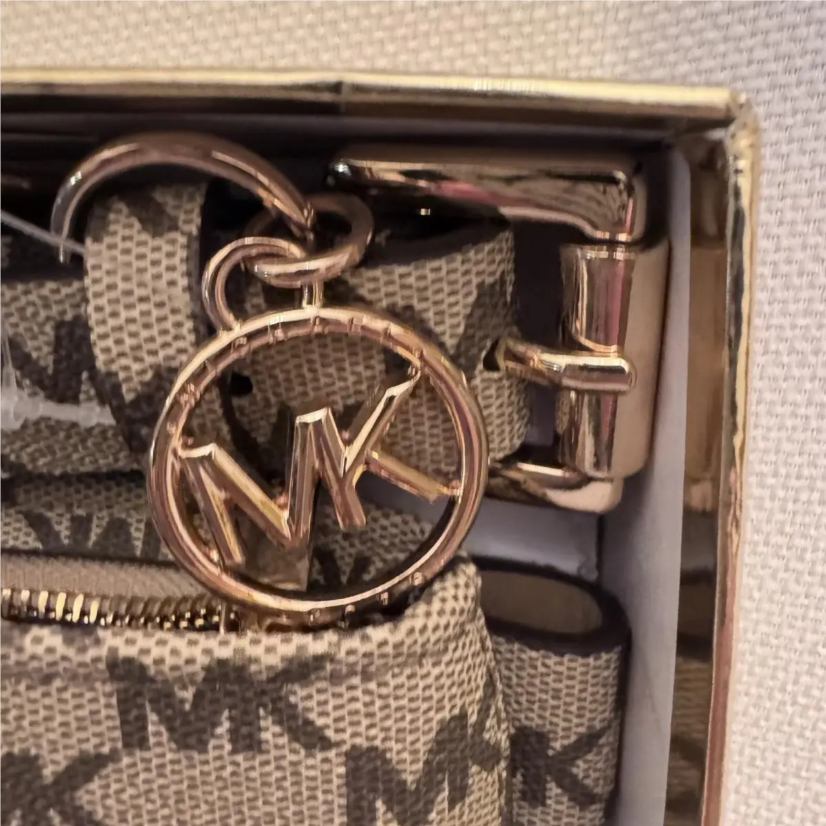 Michael Kors  bag  - Exterior: Ivory, Lining: Beige