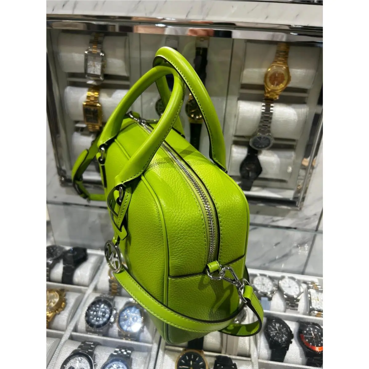 Michael Kors Thompson Medium Leather Satchel Purse Bag Lime Crossbody Mk Handbag