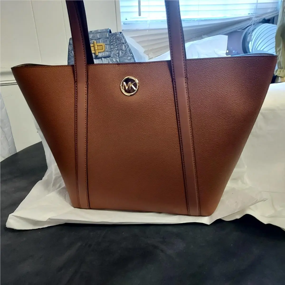 Michael Kors Hadleigh Large Double Handle Leather Tote Bag Luggage Leather