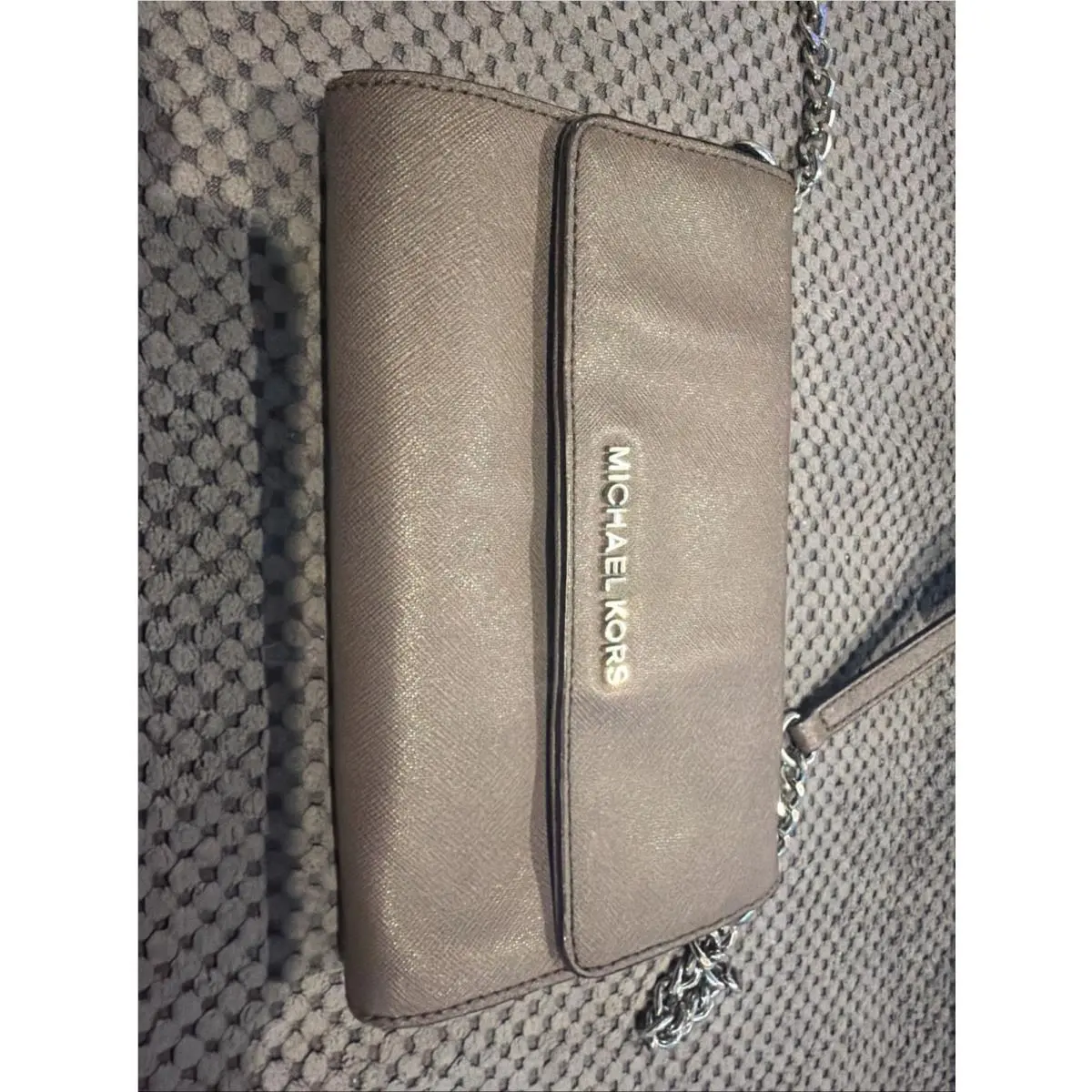 Michael Kors Jet Set Leather Travel Large Phone Crossbody Purse