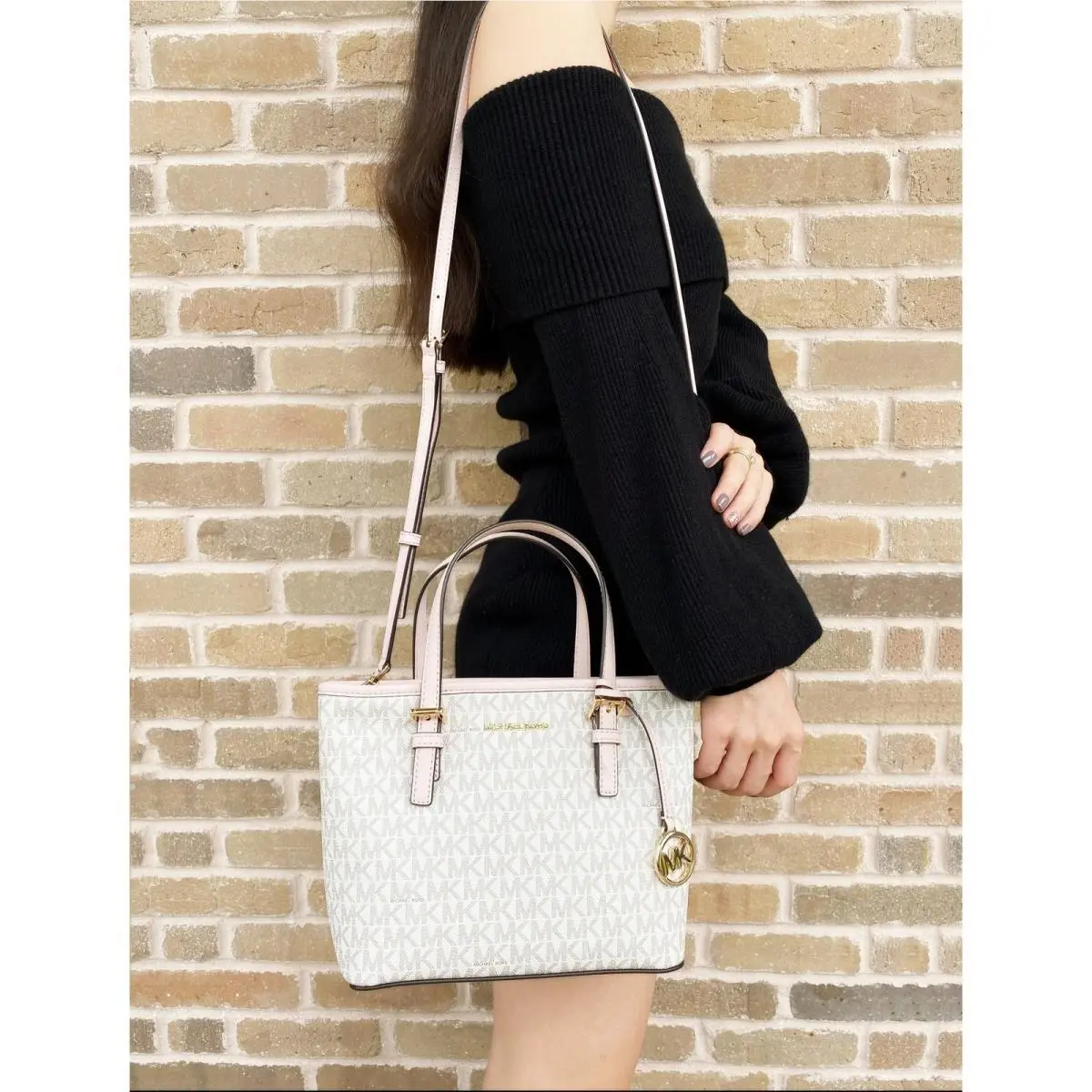 Michael Kors Women`s Jet Set XS Top Zip Satchel Crossbody Vanilla Blush Pink