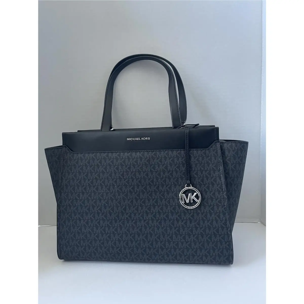 Michael Kors Graham Large North South Leather Shoulder Black/silver