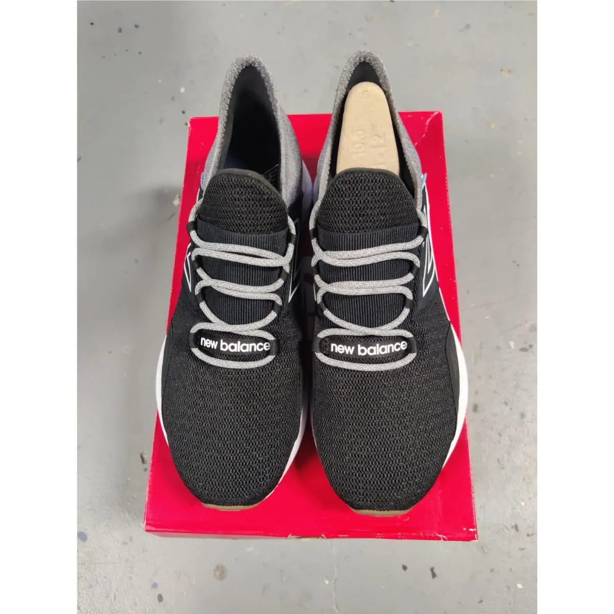 New Balance shoes - New Balance Fresh Foam Roav - Black 0