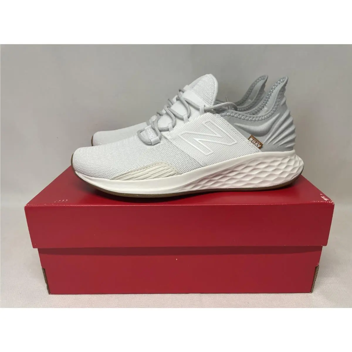 New Balance shoes - New Balance Fresh Foam Roav - White/Beige 0
