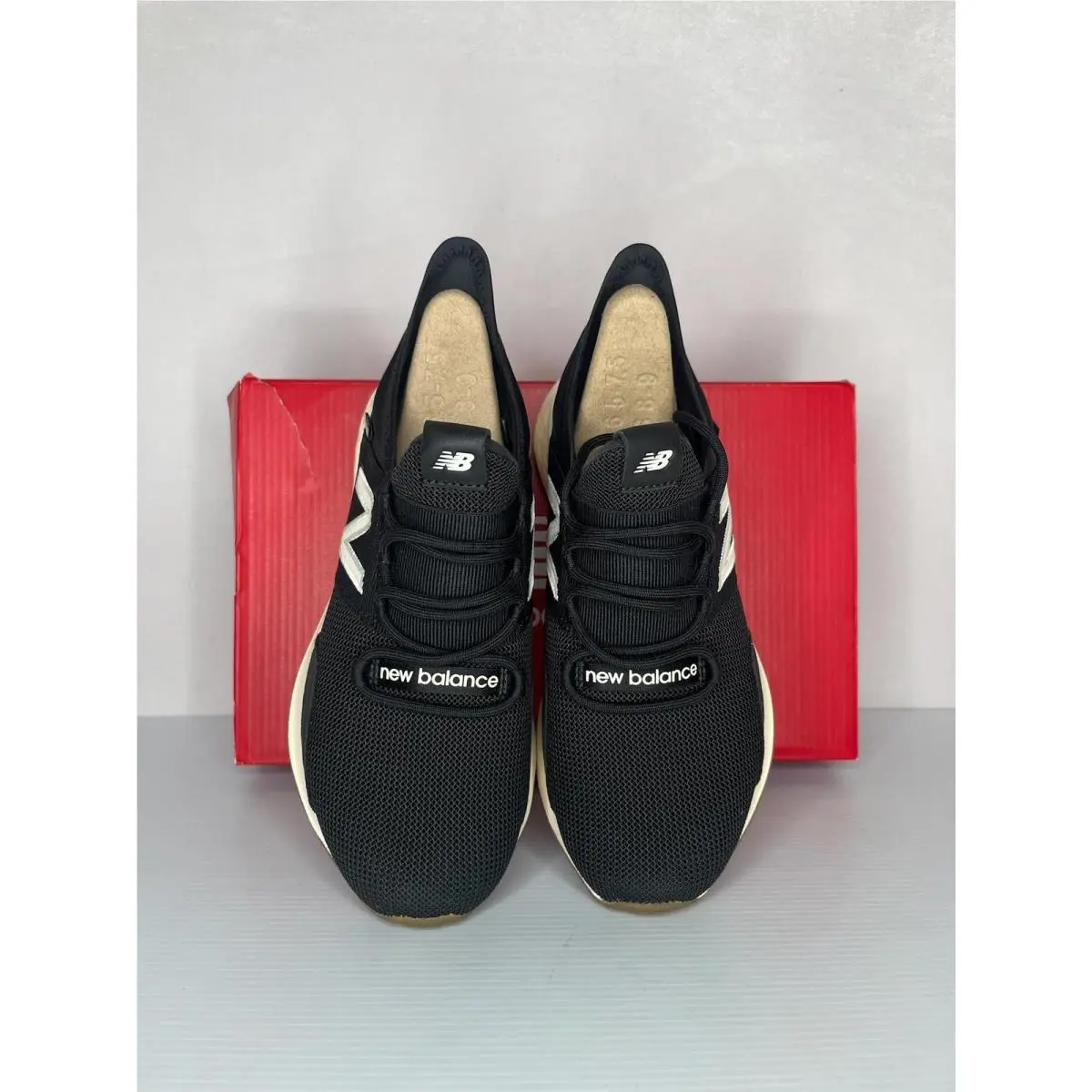 New Balance shoes - New Balance Fresh Foam Roav - Black 3