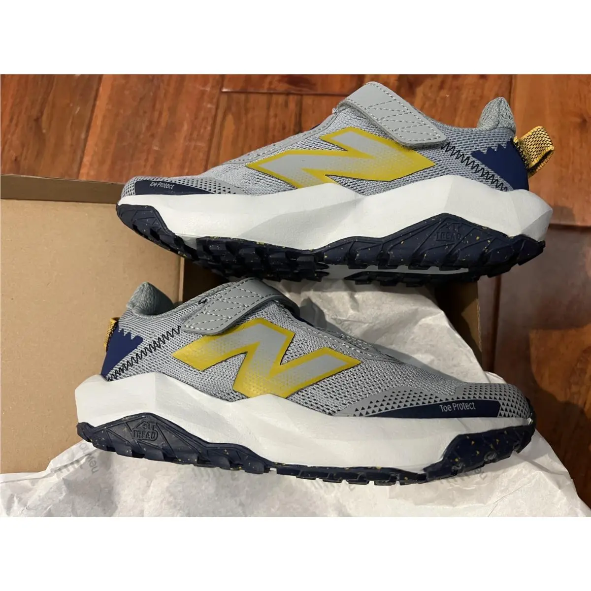 New Balance Kids Dynasoft Nitrel V6 Bungee Lace Top Strap Little Kid Size 1