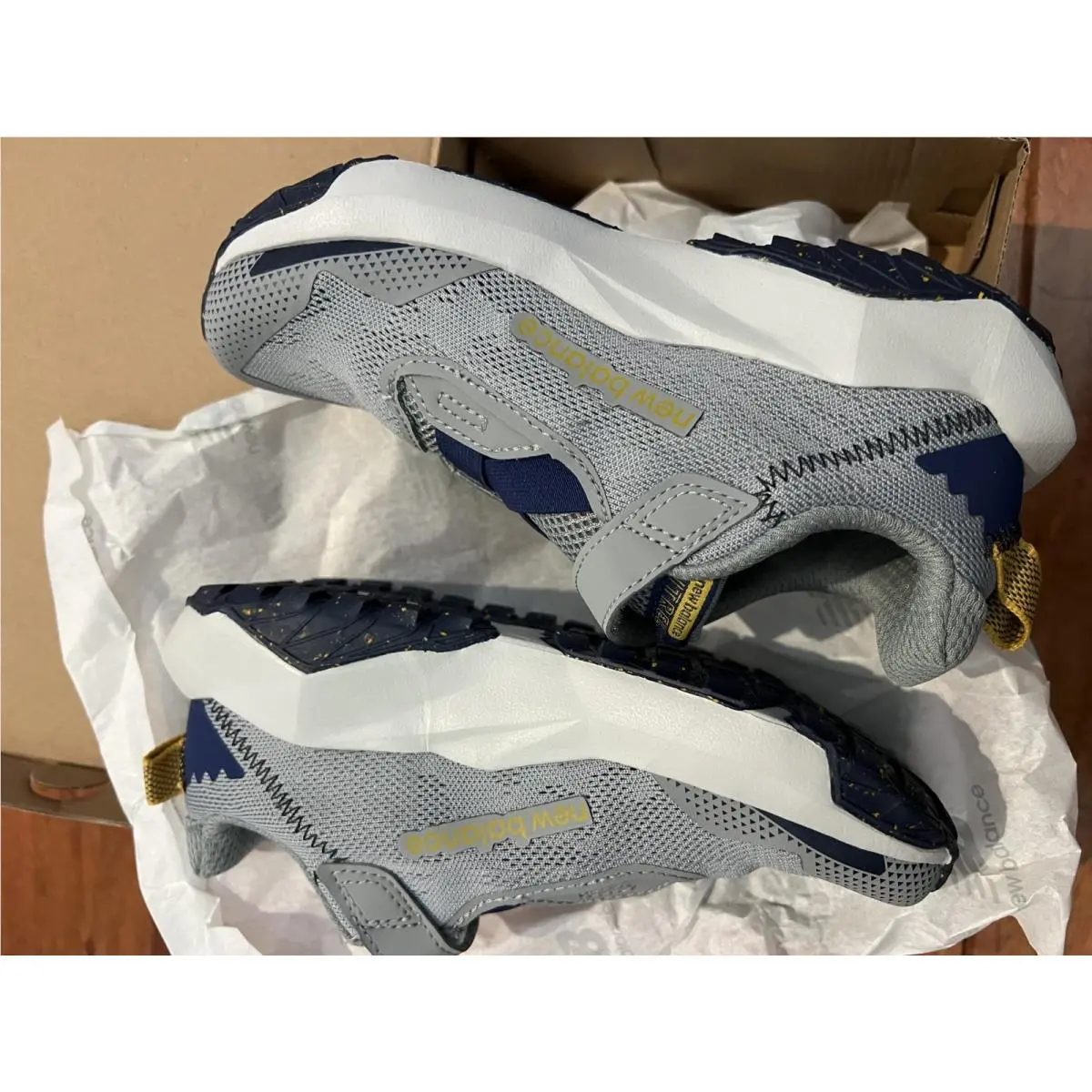New Balance shoes - Grey Matter/Slate Grey/Flare 2