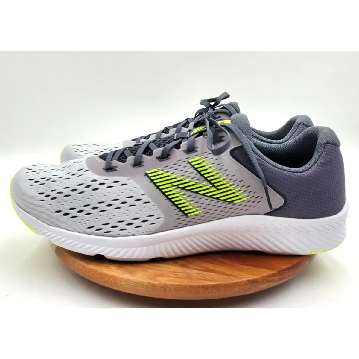 New Balance shoes - New Balance MDRFTLG1 - Gray 1