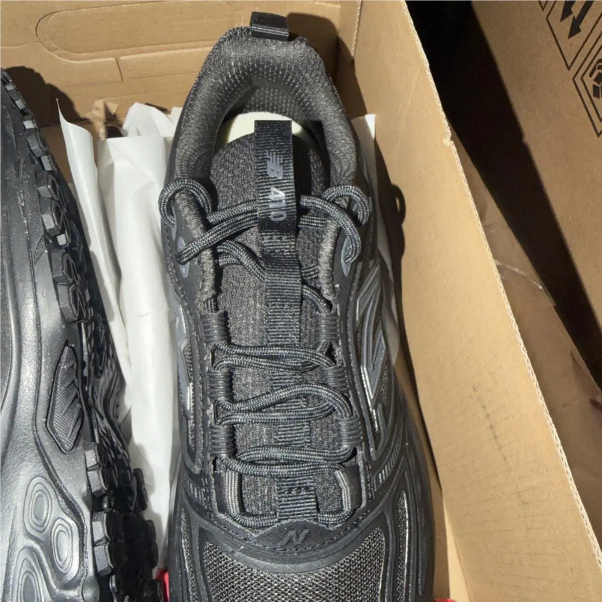 New Balance shoes - New Balance 410 - Black 1