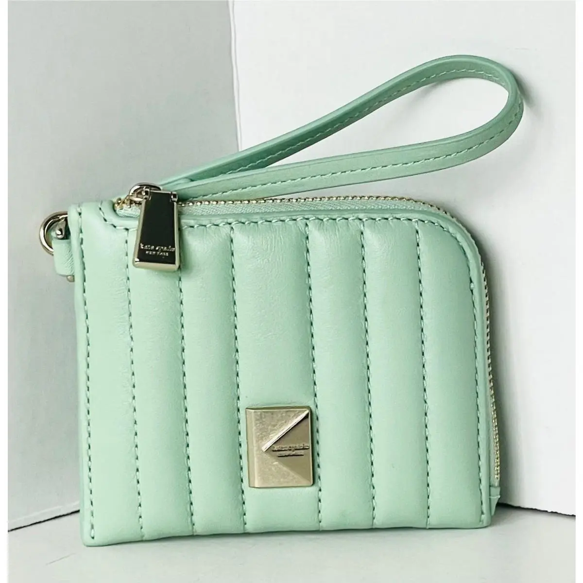 Kate Spade Deco Quilted Card Case Wristlet Pistachio Green Leather Wallet