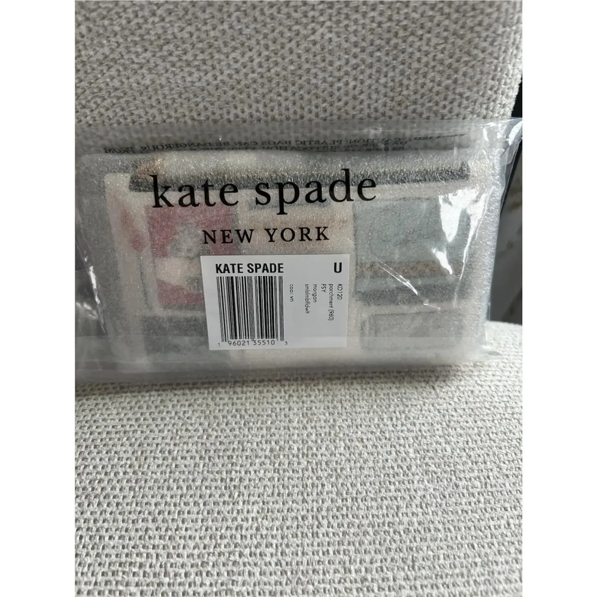 Kate Spade NY Morgan Matchbox Embossed Small Slim Bifold Wallet KD120