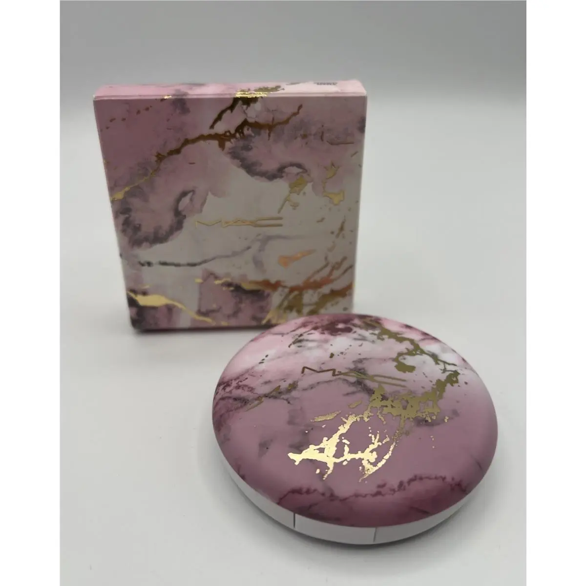 Mac Serenity Seeker Iridescent Powder Highlighter Electric Wonder